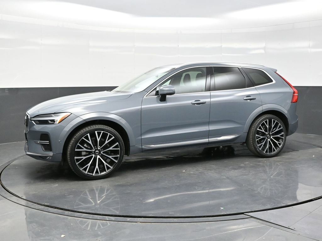 Used 2022 Volvo XC60 B6 Inscription w/ Advanced Package image 3