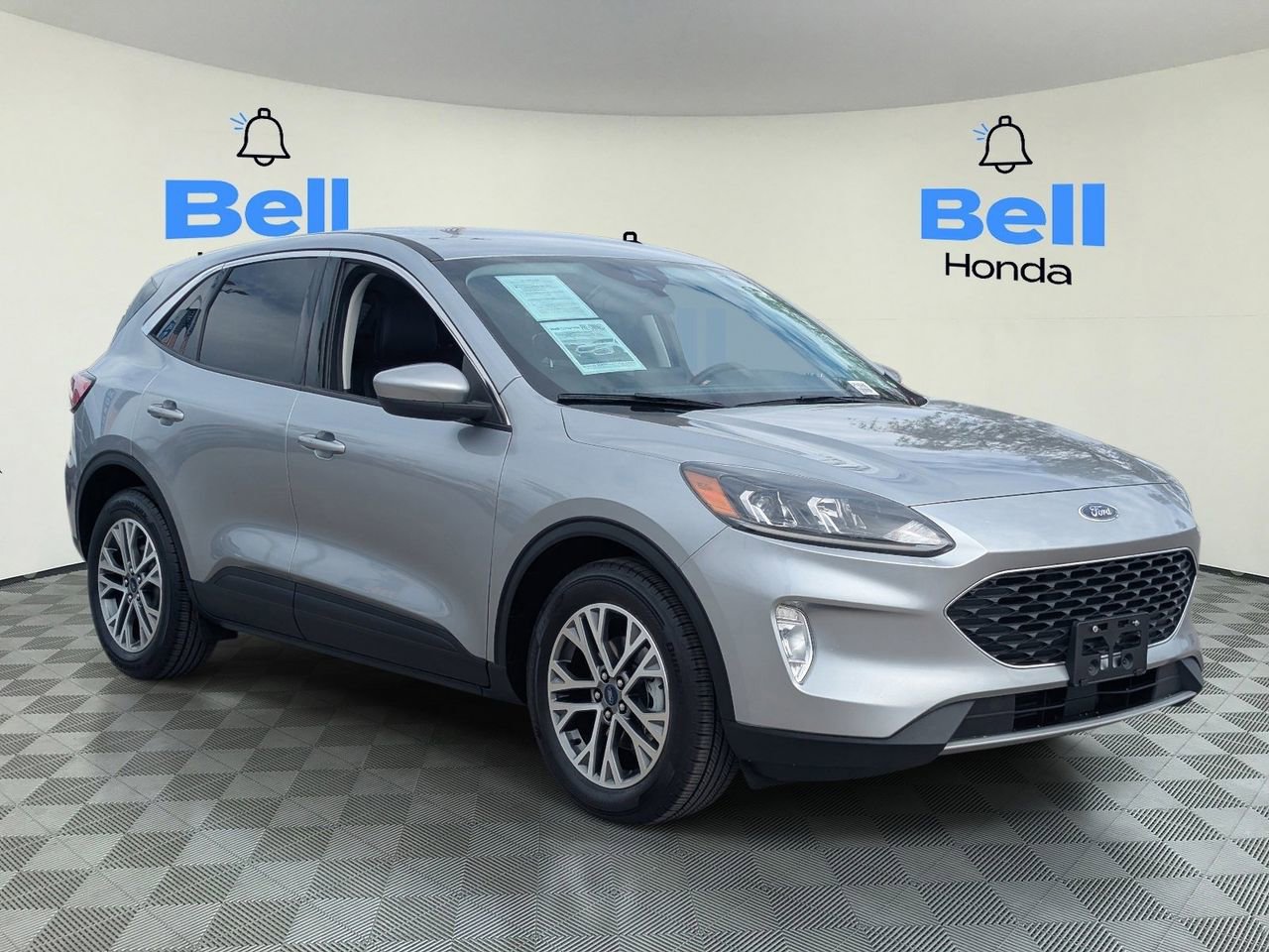 Used 2022 Ford Escape SEL FWD image 6