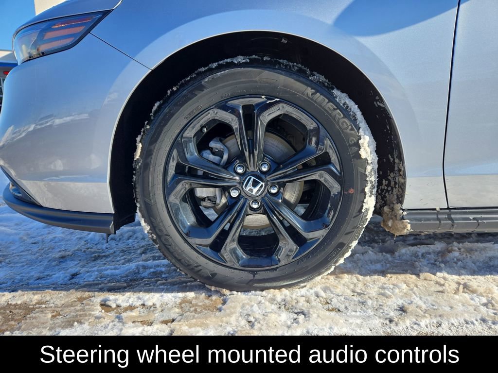 Certified 2025 Honda Accord SE image 9