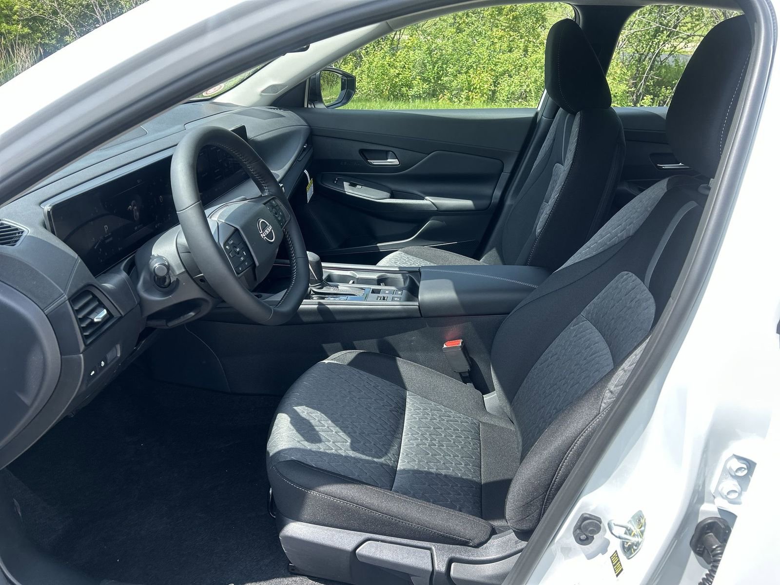 New 2026 Nissan Sentra SV w/ SV Convenience Package FWD image 7