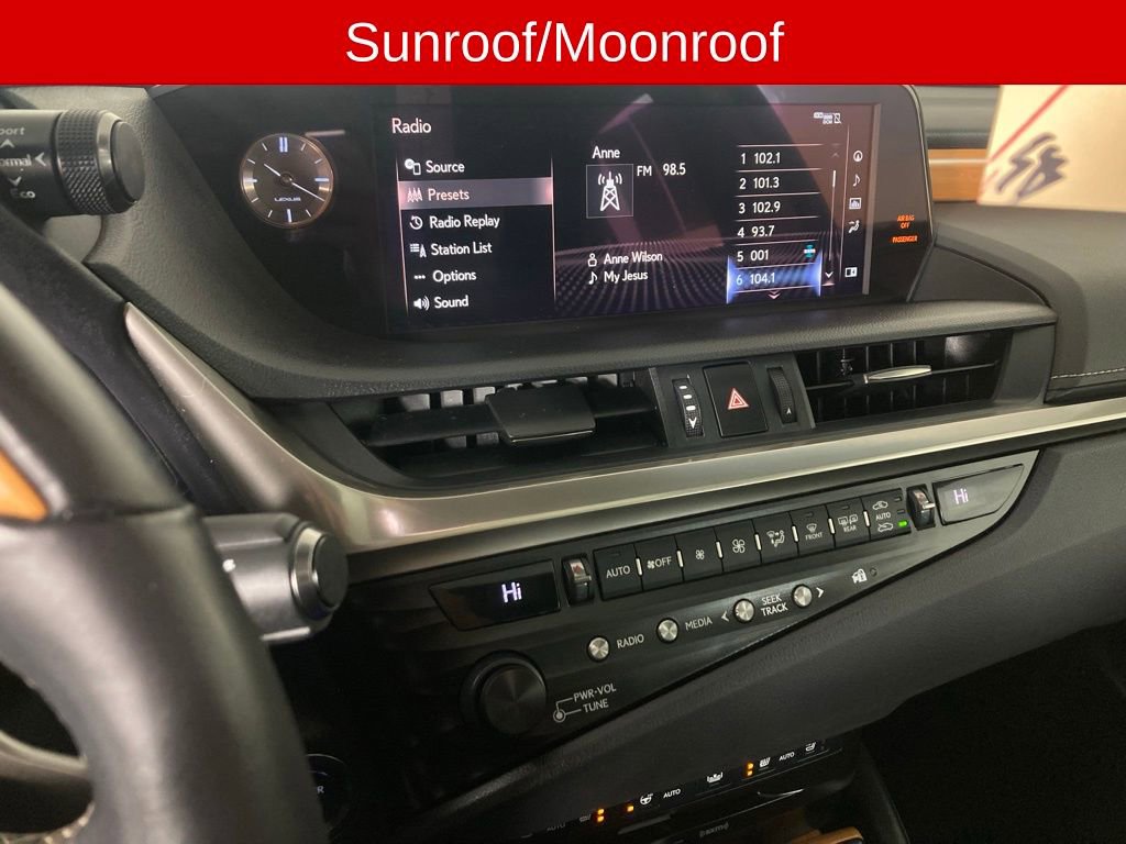 Used 2019 Lexus ES 300h 300h Luxury image 3