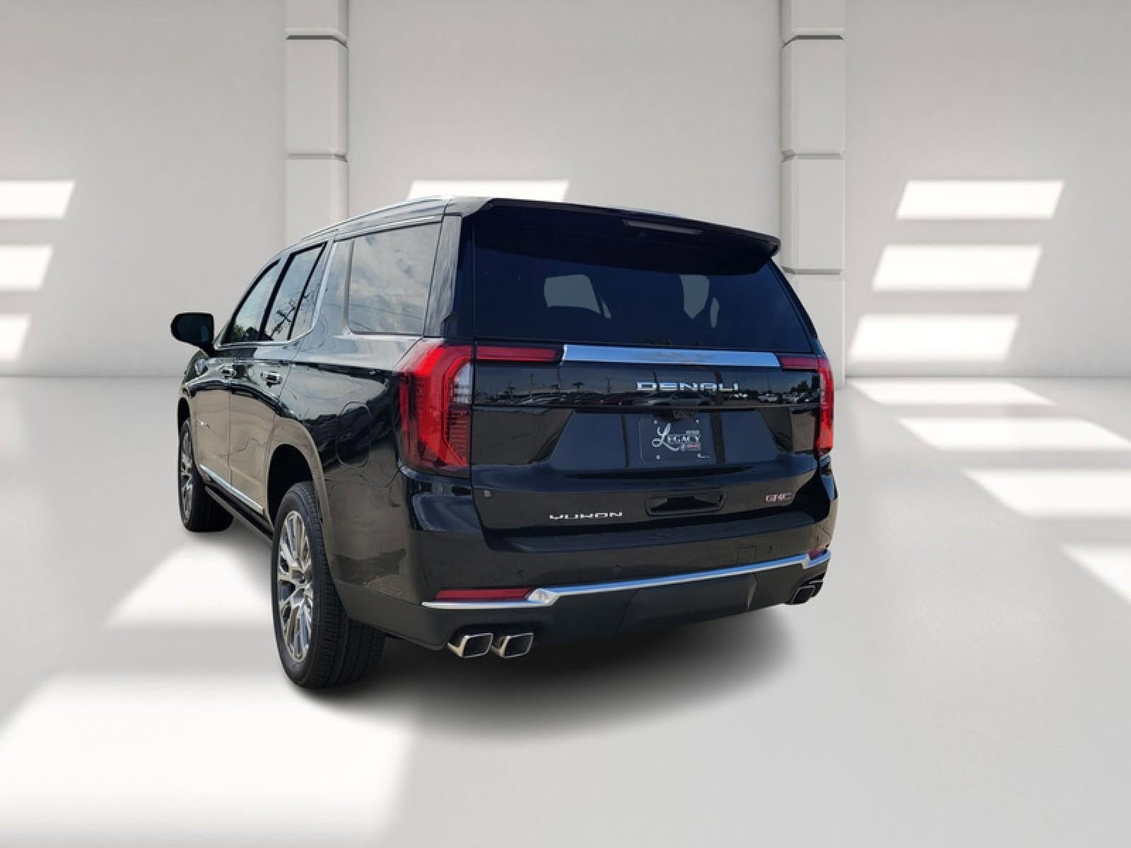 New 2026 GMC Yukon Denali w/ Denali Reserve Package RWD image 6