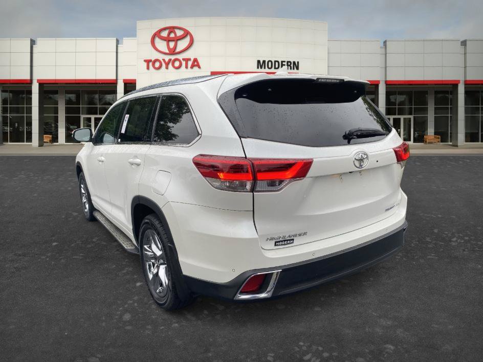 Certified 2019 Toyota Highlander Limited Platinum AWD/4WD image 6