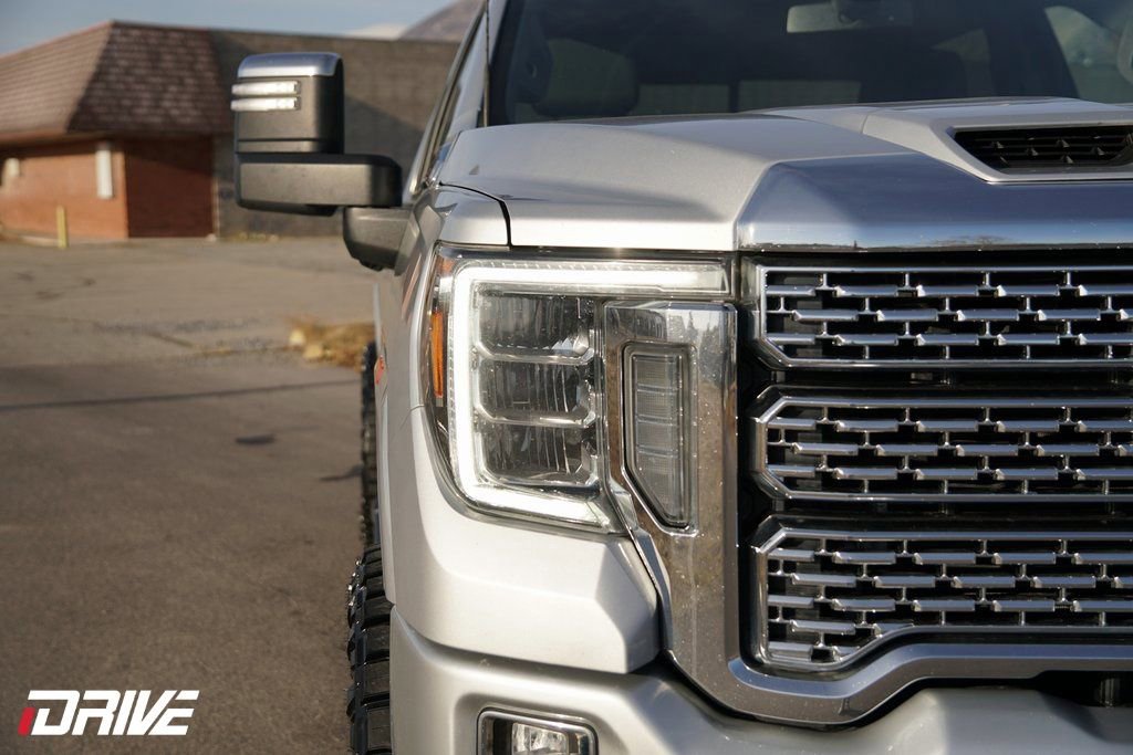 Used 2022 GMC Sierra 3500 Denali image 3