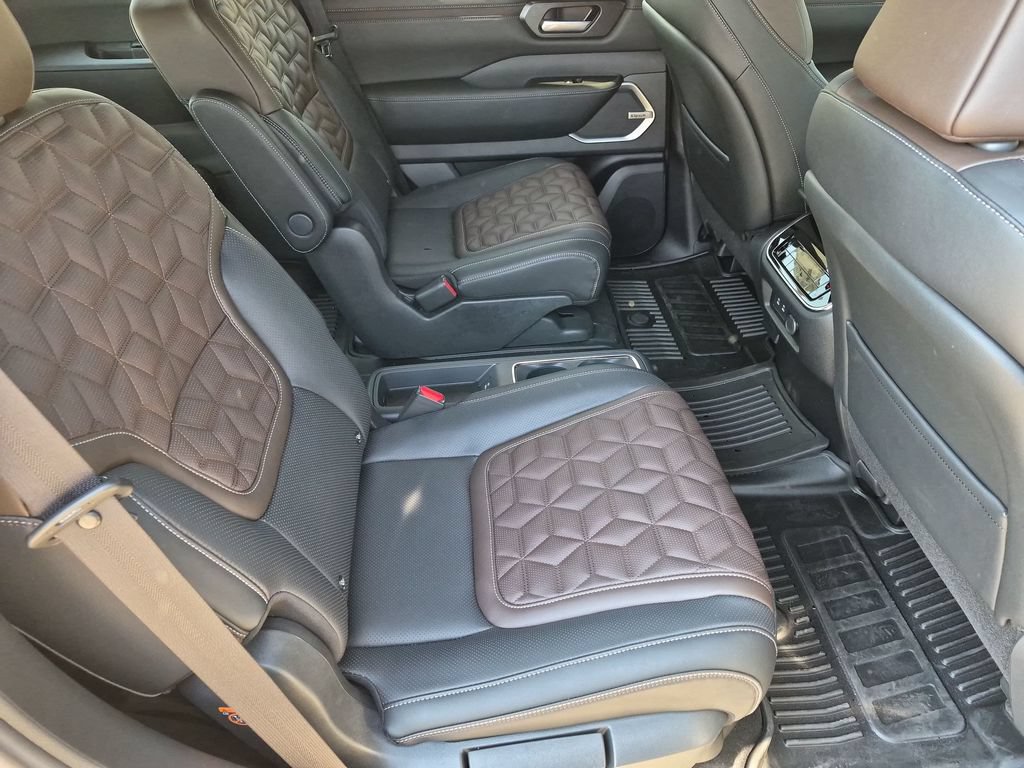 New 2026 Nissan Armada Platinum RWD image 37