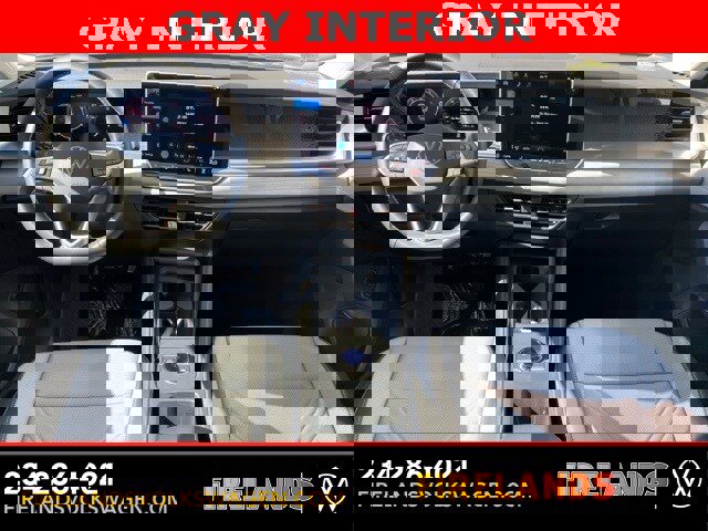 New 2025 Volkswagen Tiguan SE image 2