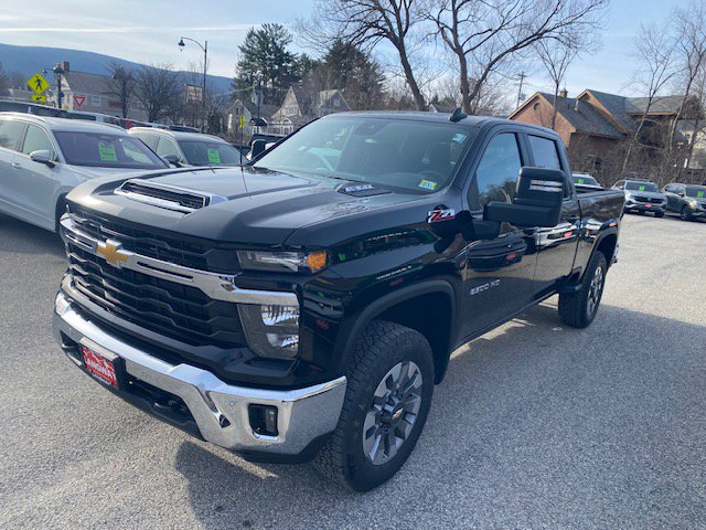 New 2026 Chevrolet Silverado 2500 LT w/ All Star Edition AWD/4WD image 3