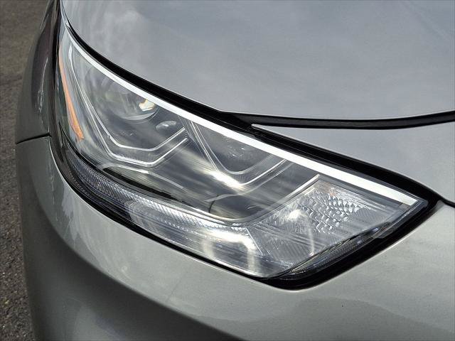 Certified 2026 Toyota Highlander Limited AWD/4WD image 30