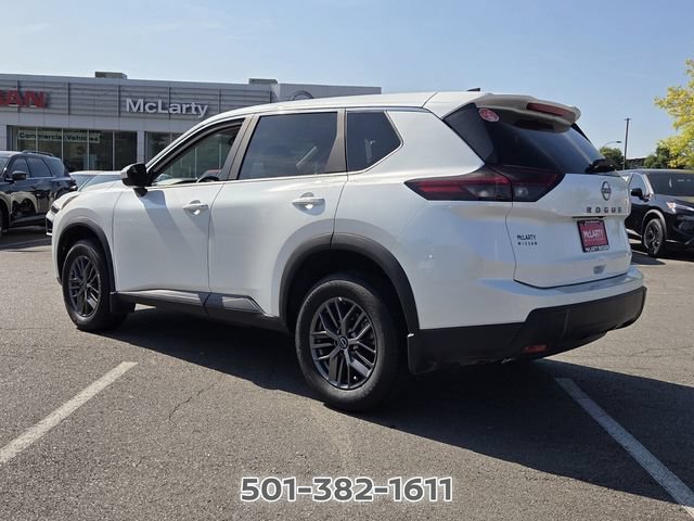 Certified 2026 Nissan Rogue SV FWD image 3