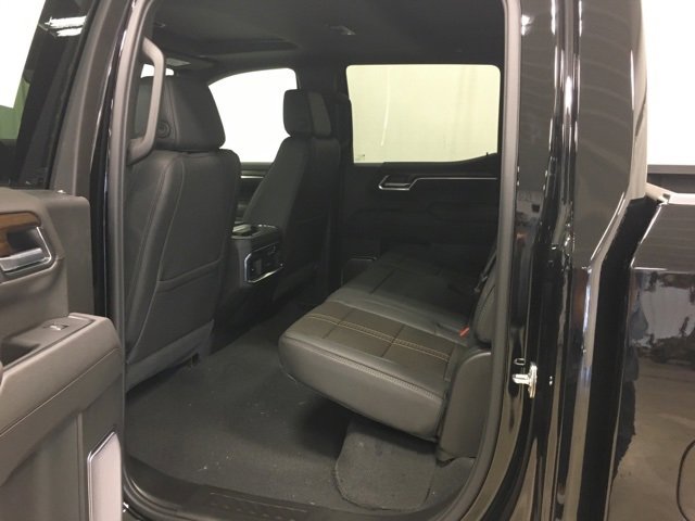 New 2026 Chevrolet Silverado 1500 High Country w/ Midnight Edition image 21