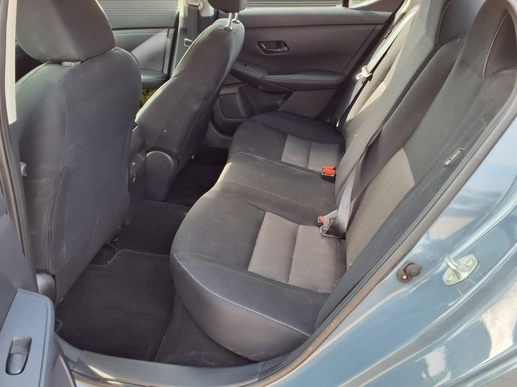 Used 2025 Nissan Sentra SV FWD image 24