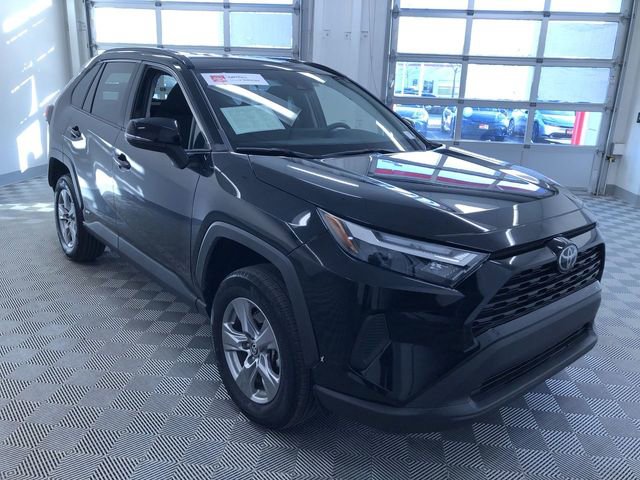 Certified 2025 Toyota RAV4 XLE image 36