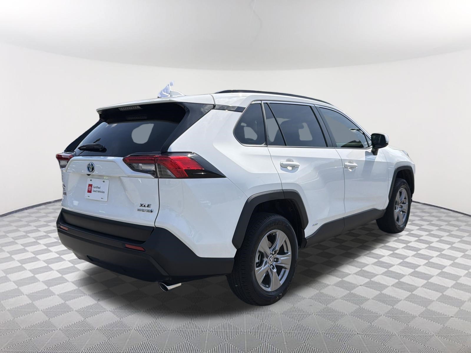 Certified 2024 Toyota RAV4 XLE AWD/4WD image 16