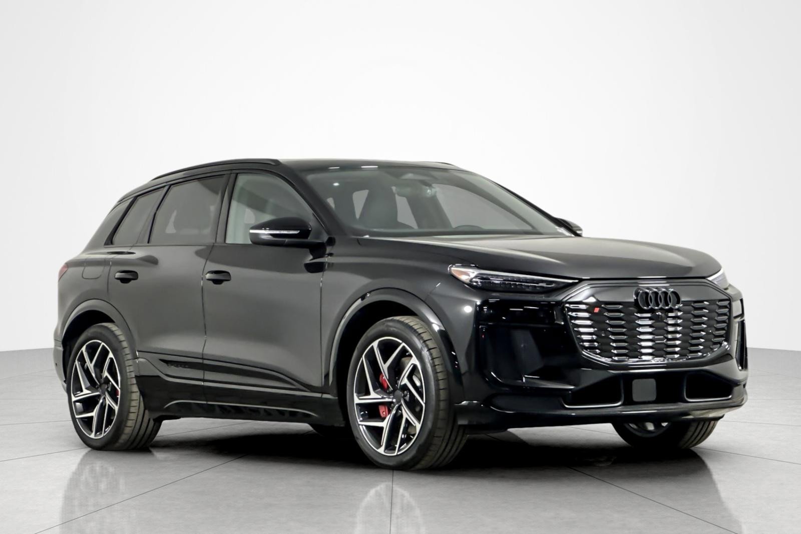 New 2027 Audi SQ6 e-tron Premium Plus AWD/4WD image 2