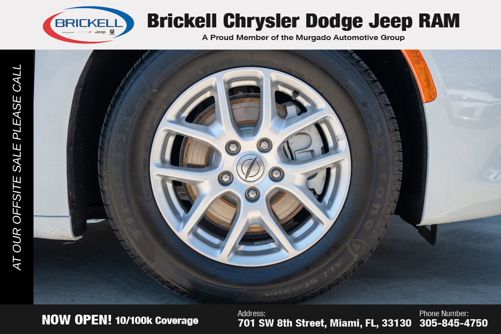 Used 2023 Chrysler Voyager LX image 35