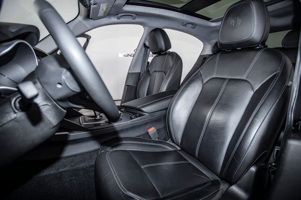 Used 2019 Alfa Romeo Stelvio w/ Nero Edizione RWD image 11