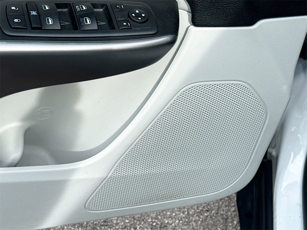 Used 2020 Jeep Cherokee Limited image 20