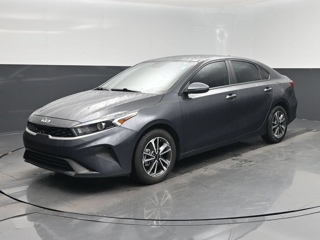 Used 2023 Kia Forte LXS w/ LXS Technology Package FWD image 22