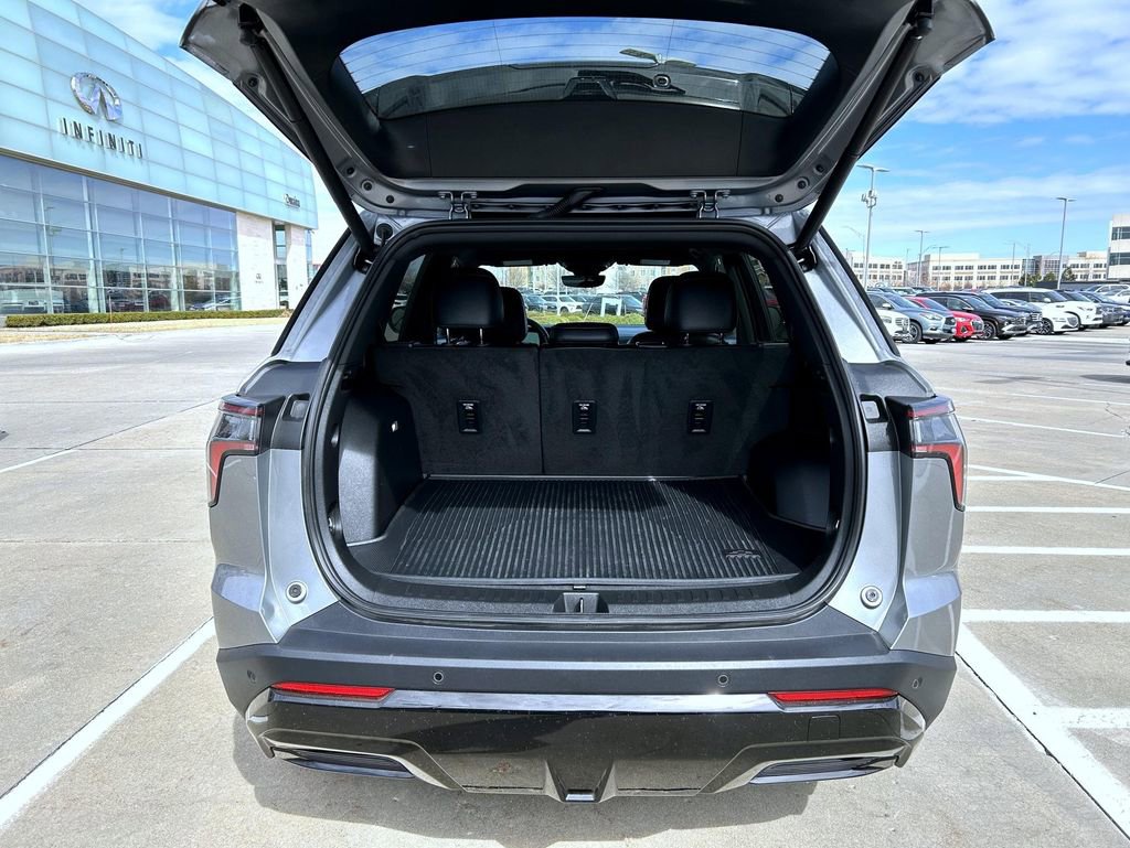 Used 2025 Chevrolet Equinox RS w/ Safety and Technology Package image 21