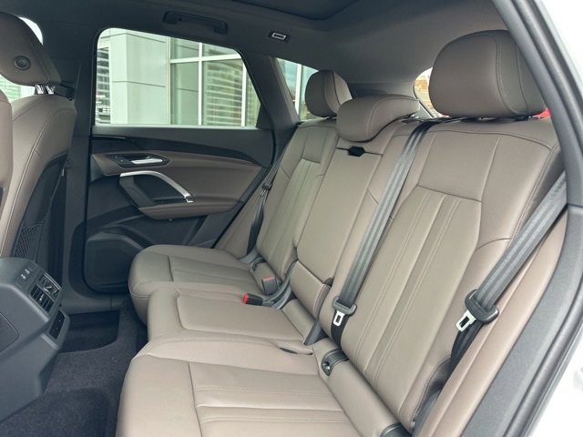 New 2025 Audi Q5 Premium image 12