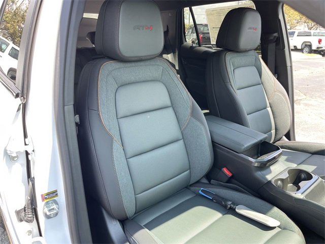 New 2026 GMC Terrain AT4 w/ Convenience Package III image 25