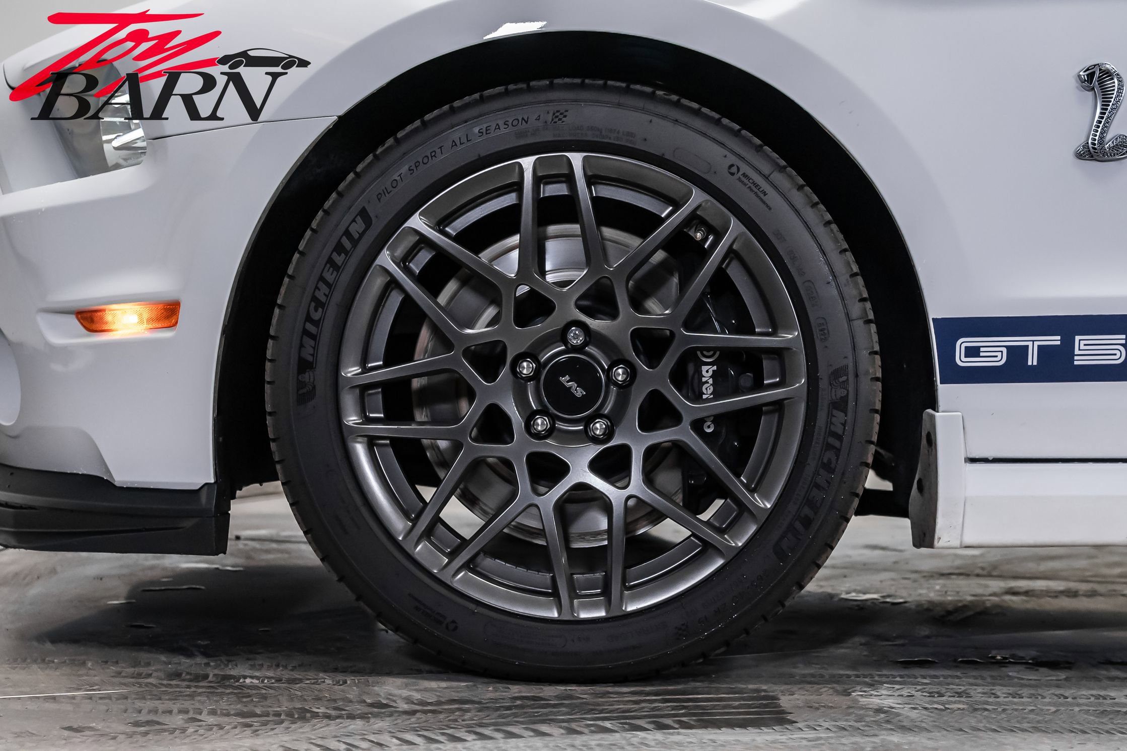 Used 2014 Ford Mustang Shelby GT500 w/ Equipment Group 821A image 17