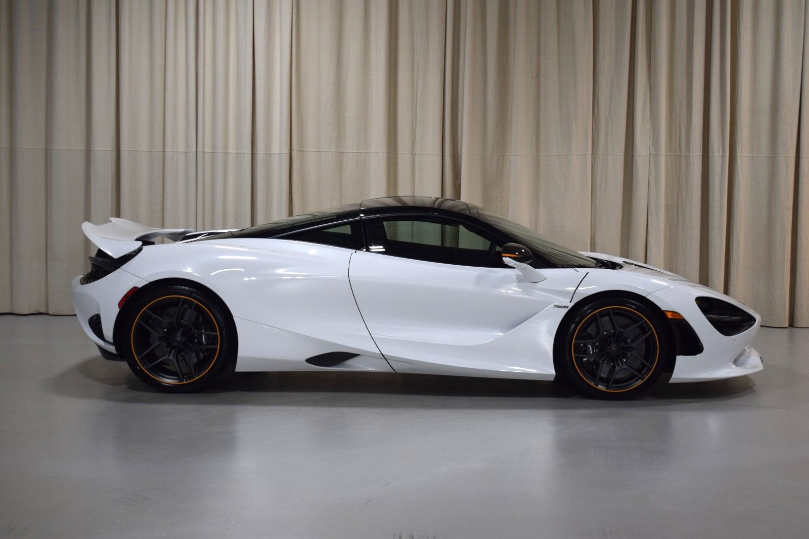 New 2026 McLaren 750S image 16