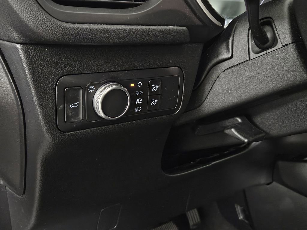 Used 2021 Ford Escape SE w/ SE Sport Appearance Package image 25