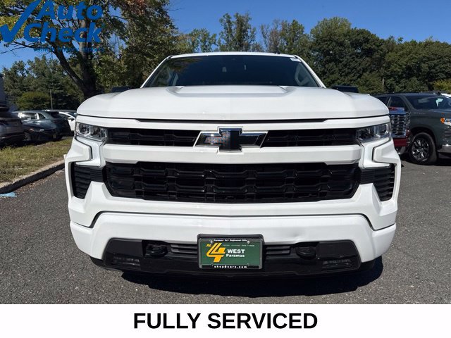 Used 2023 Chevrolet Silverado 1500 RST AWD/4WD image 2