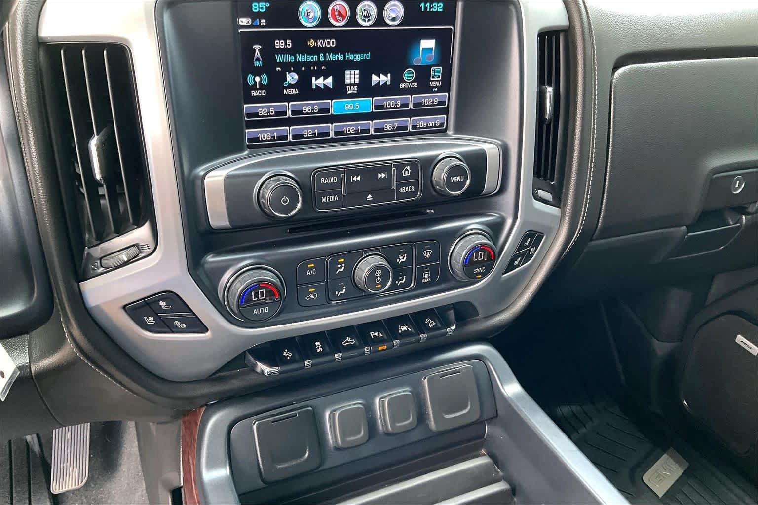 Used 2018 GMC Sierra 1500 SLT w/ Texas SLT Premium Package AWD/4WD image 33