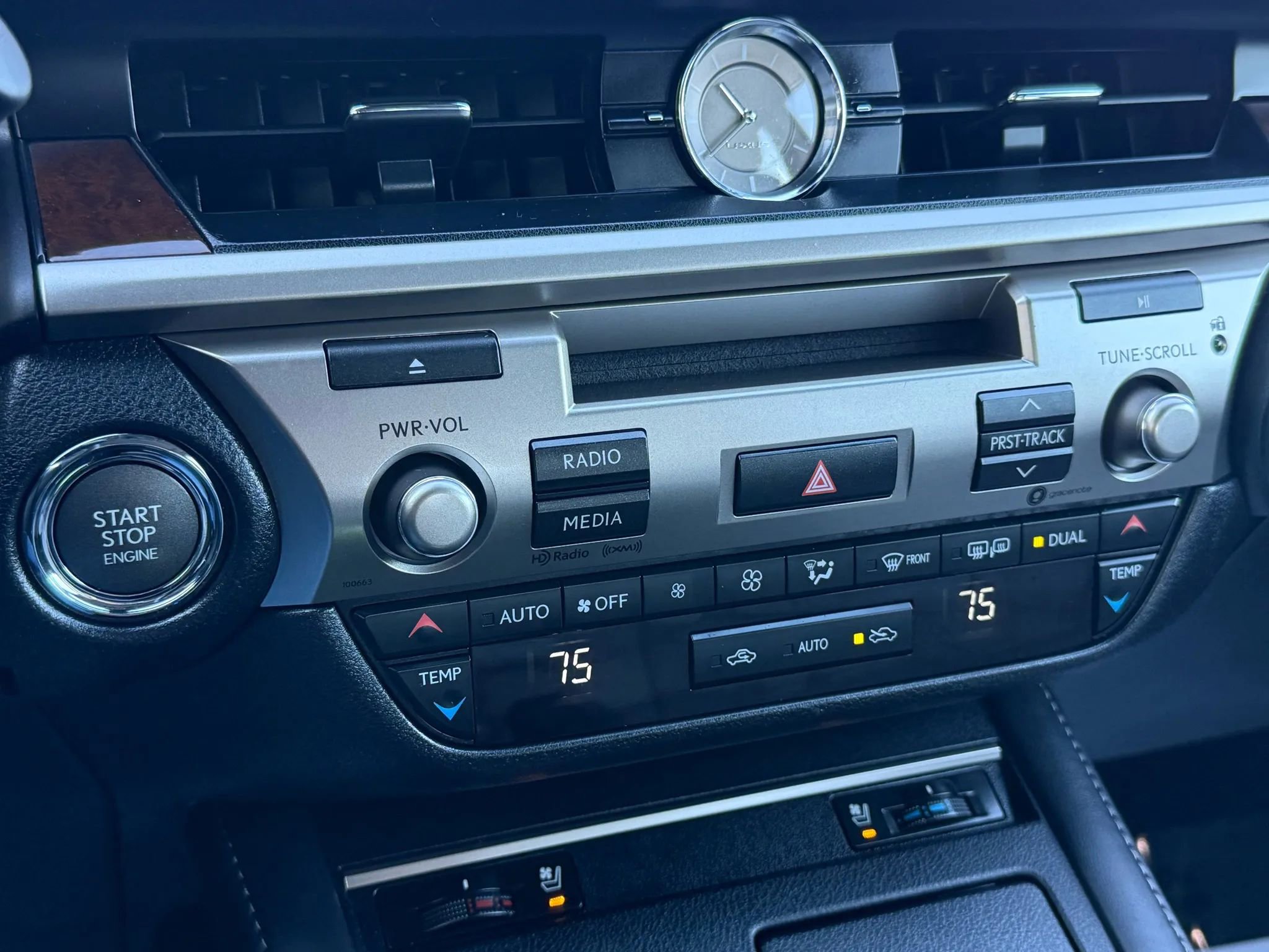 Used 2018 Lexus ES 350 w/ Premier Package image 38