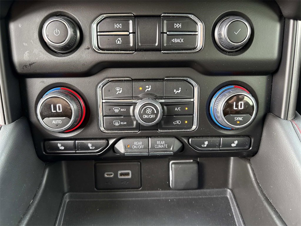 Used 2022 Chevrolet Tahoe RST image 21