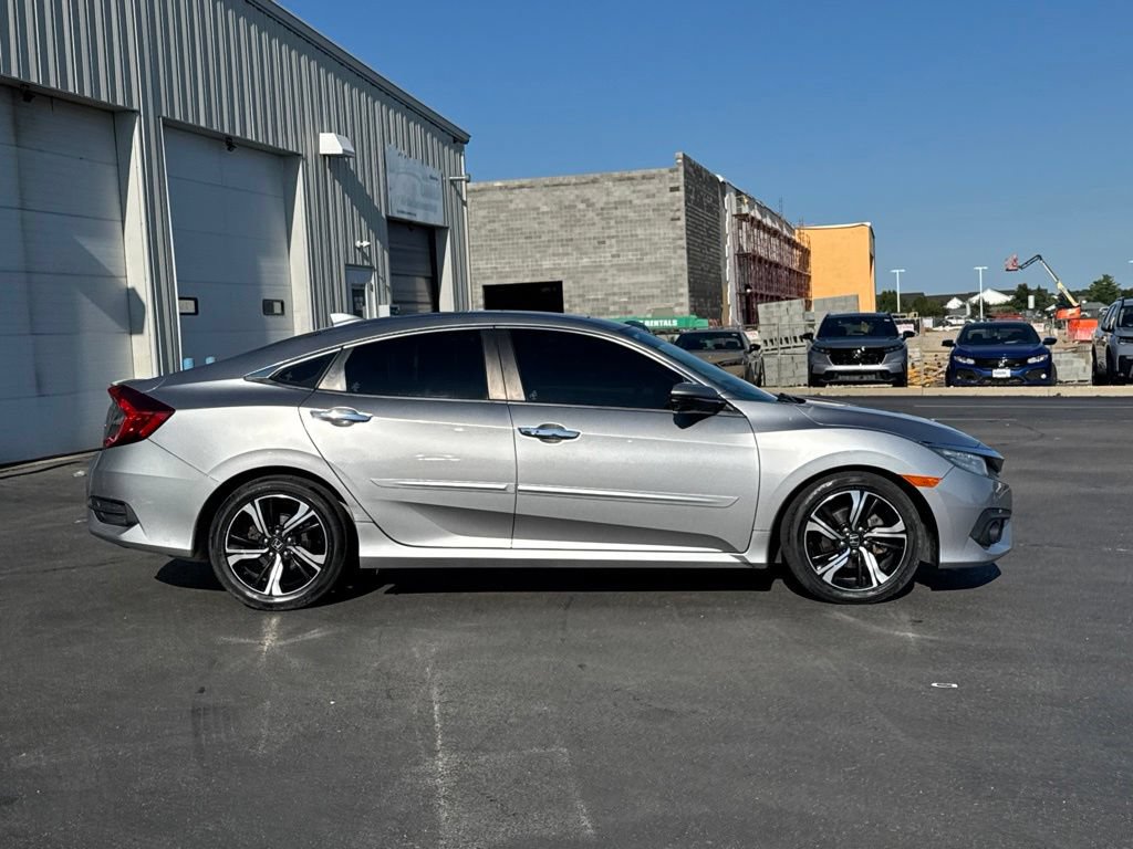 Used 2016 Honda Civic Touring image 8