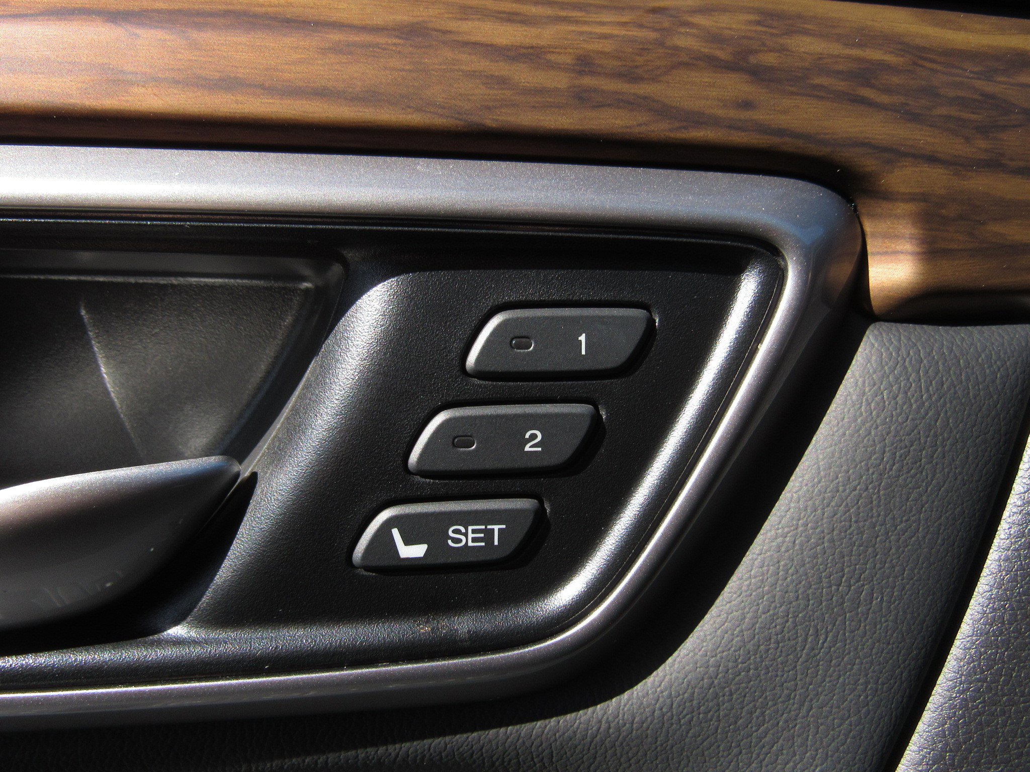 Used 2018 Honda CR-V EX-L image 25