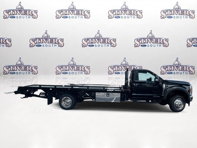 New 2026 Ford F550 2WD Regular Cab Super Duty image 2