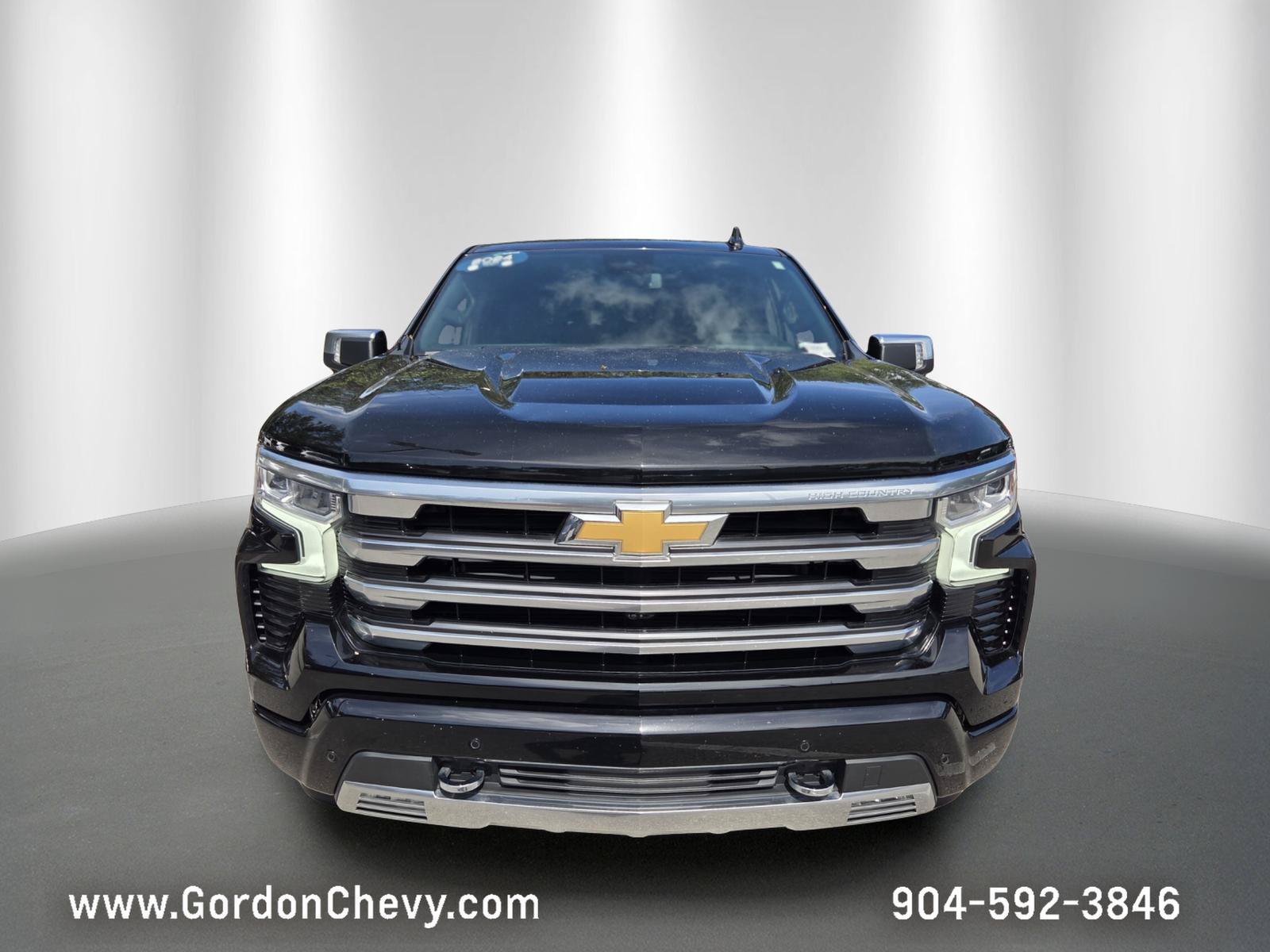 Certified 2024 Chevrolet Silverado 1500 High Country w/ High Country Premium Package AWD/4WD image 9