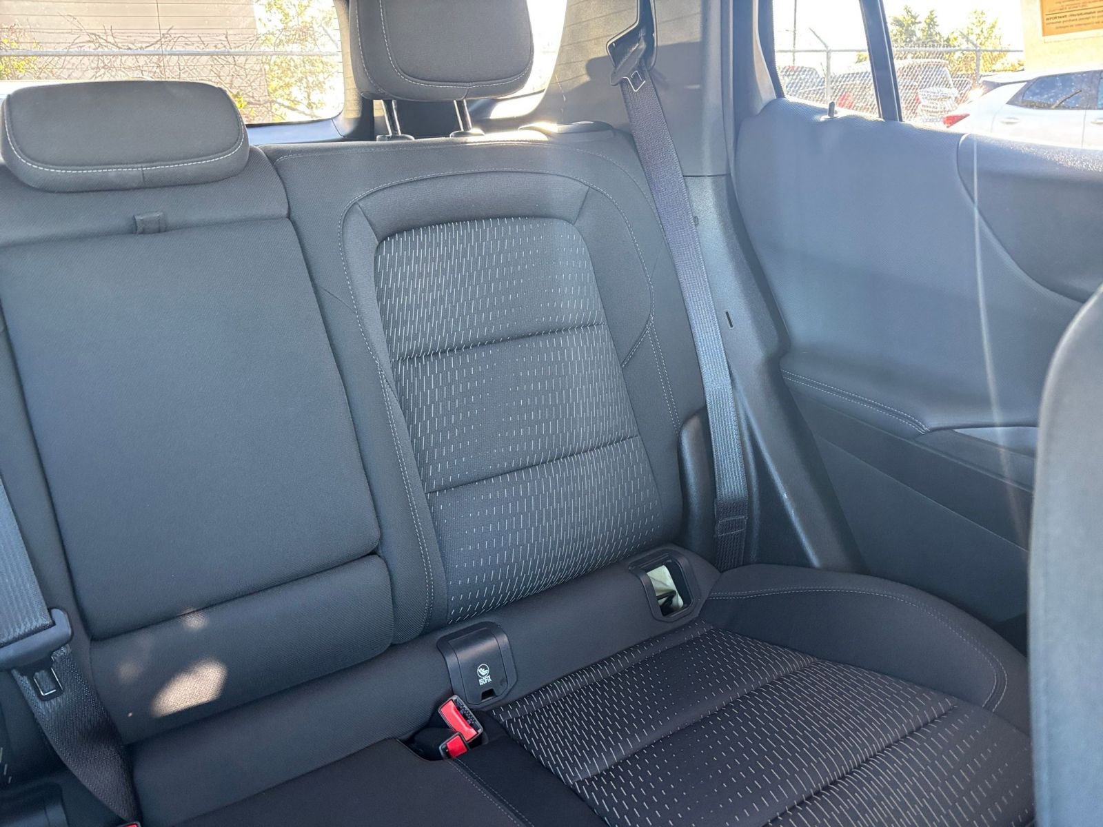 Used 2025 Chevrolet Equinox LT image 36