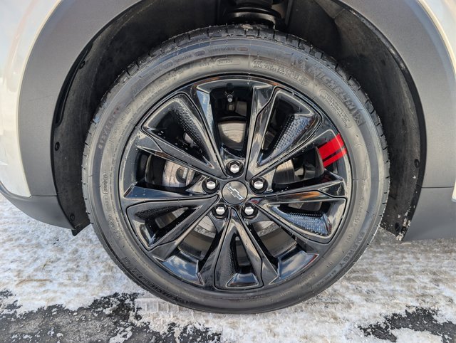 Used 2023 Chevrolet Bolt EUV LT w/ Comfort Package image 27