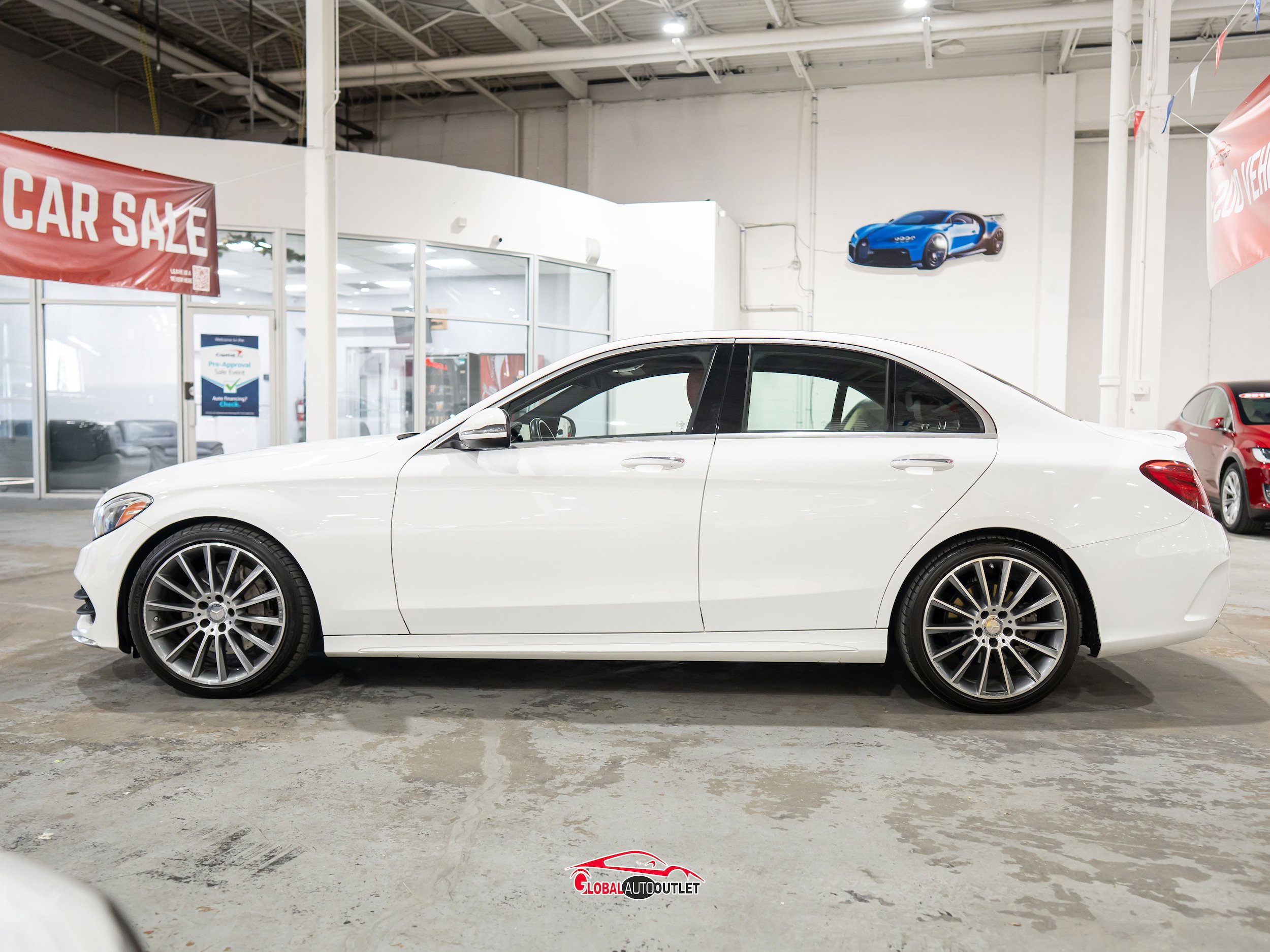 Used 2016 Mercedes-Benz C 300 Sedan image 4