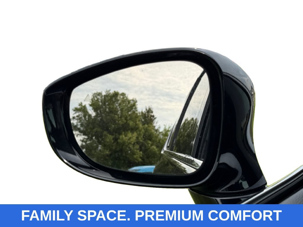 Used 2025 Chrysler Pacifica Select FWD image 20