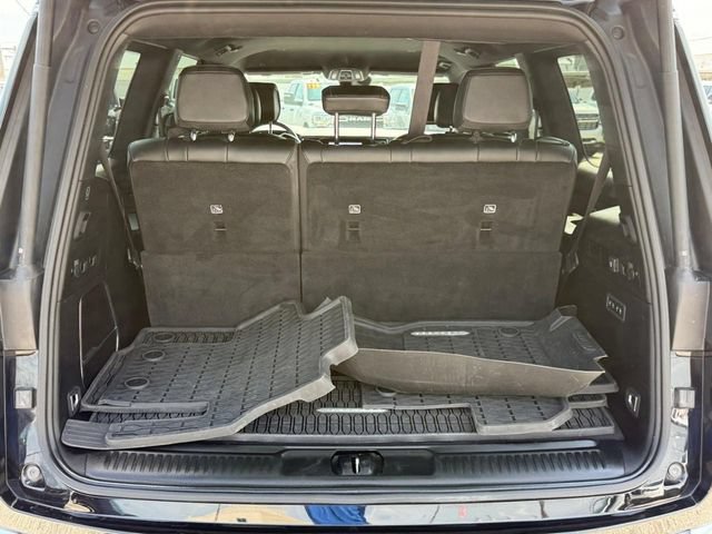 Used 2024 Jeep Wagoneer Series III AWD/4WD image 4