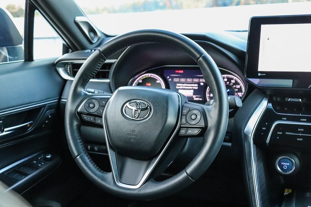 Used 2022 Toyota Venza Limited AWD/4WD image 17
