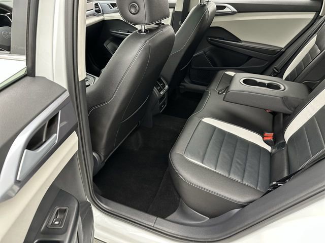 Certified 2025 Volkswagen Taos SEL image 24