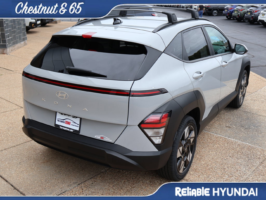 Certified 2024 Hyundai Kona SEL w/ Convenience Package FWD image 6