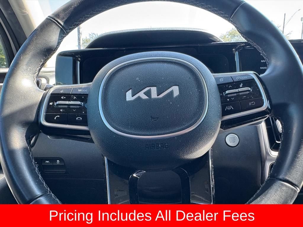 Used 2022 Kia Sorento S FWD image 18