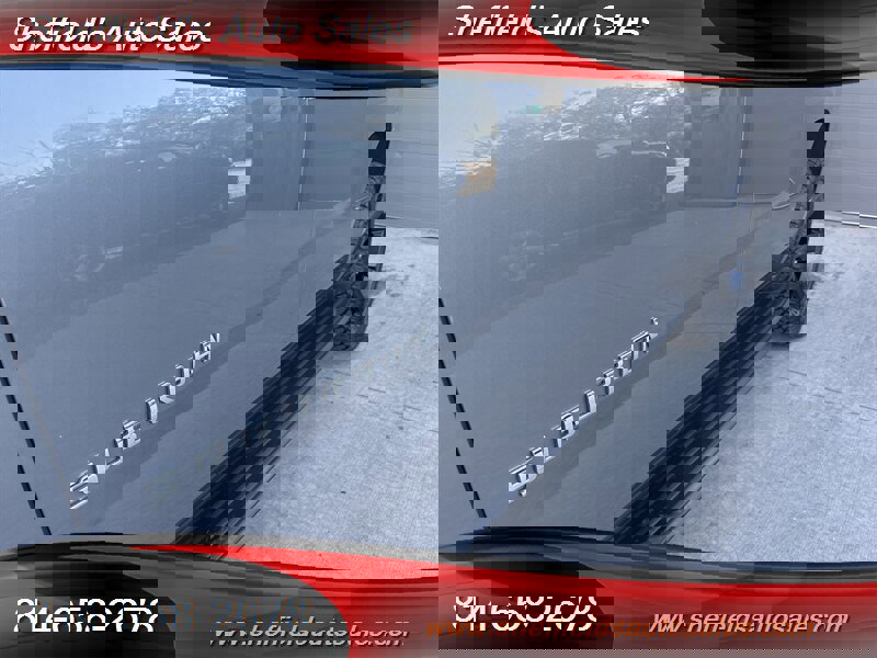 Used 2020 Chevrolet Suburban LT image 18