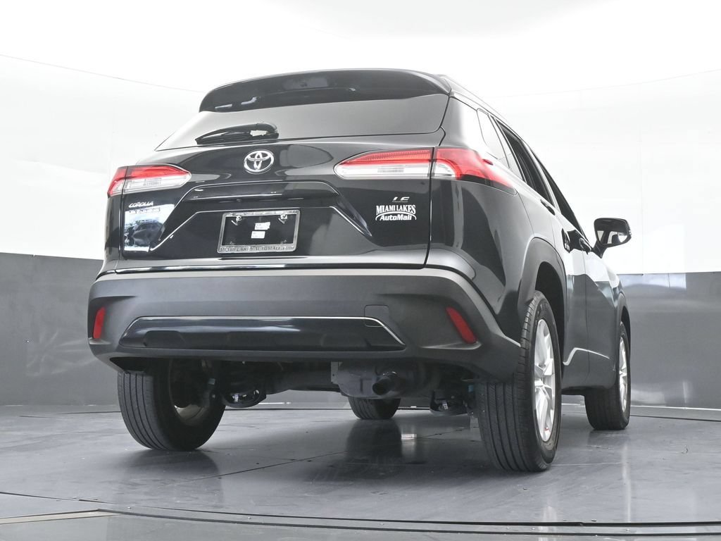 Used 2022 Toyota Corolla Cross LE w/ Moonroof Package FWD image 53