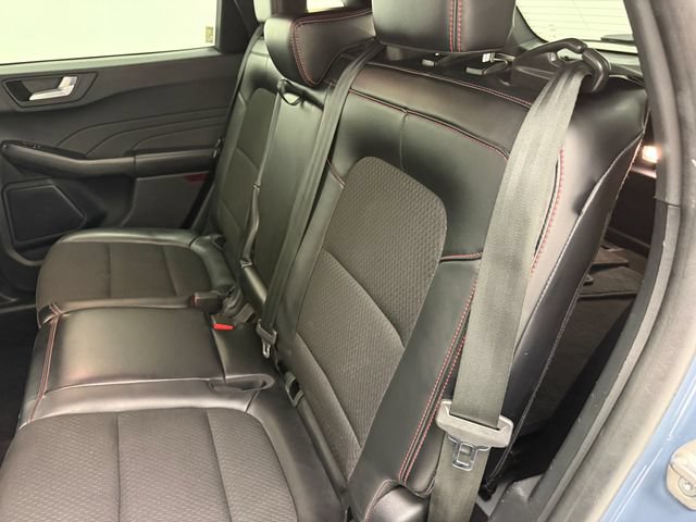 Used 2025 Ford Escape ST-Line w/ Tech Pack #1 FWD image 35