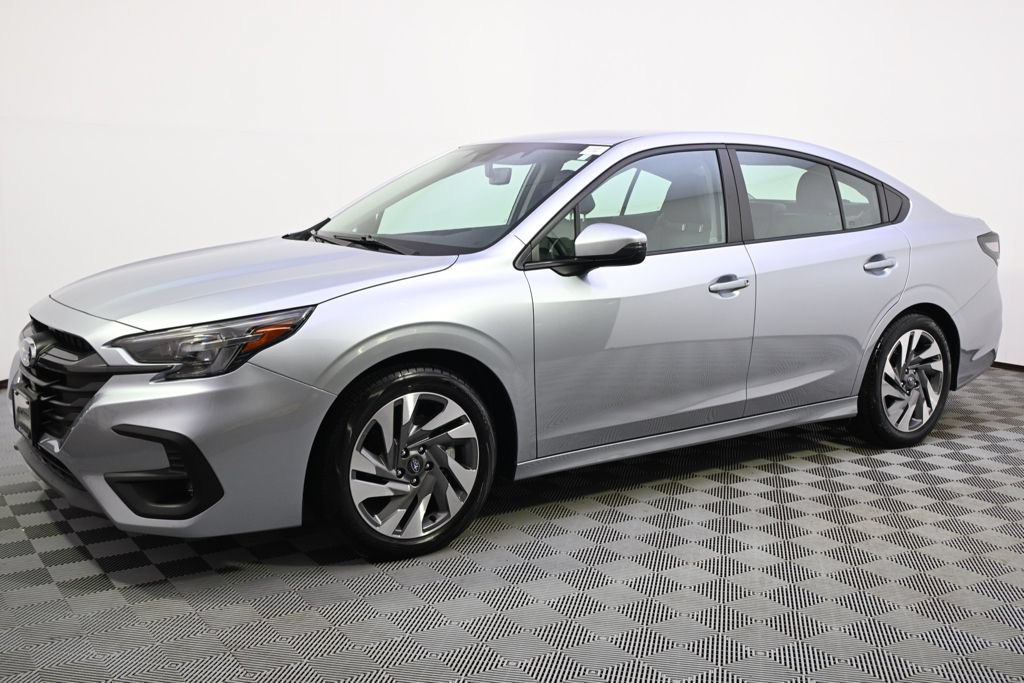 Used 2024 Subaru Legacy Limited AWD/4WD image 2