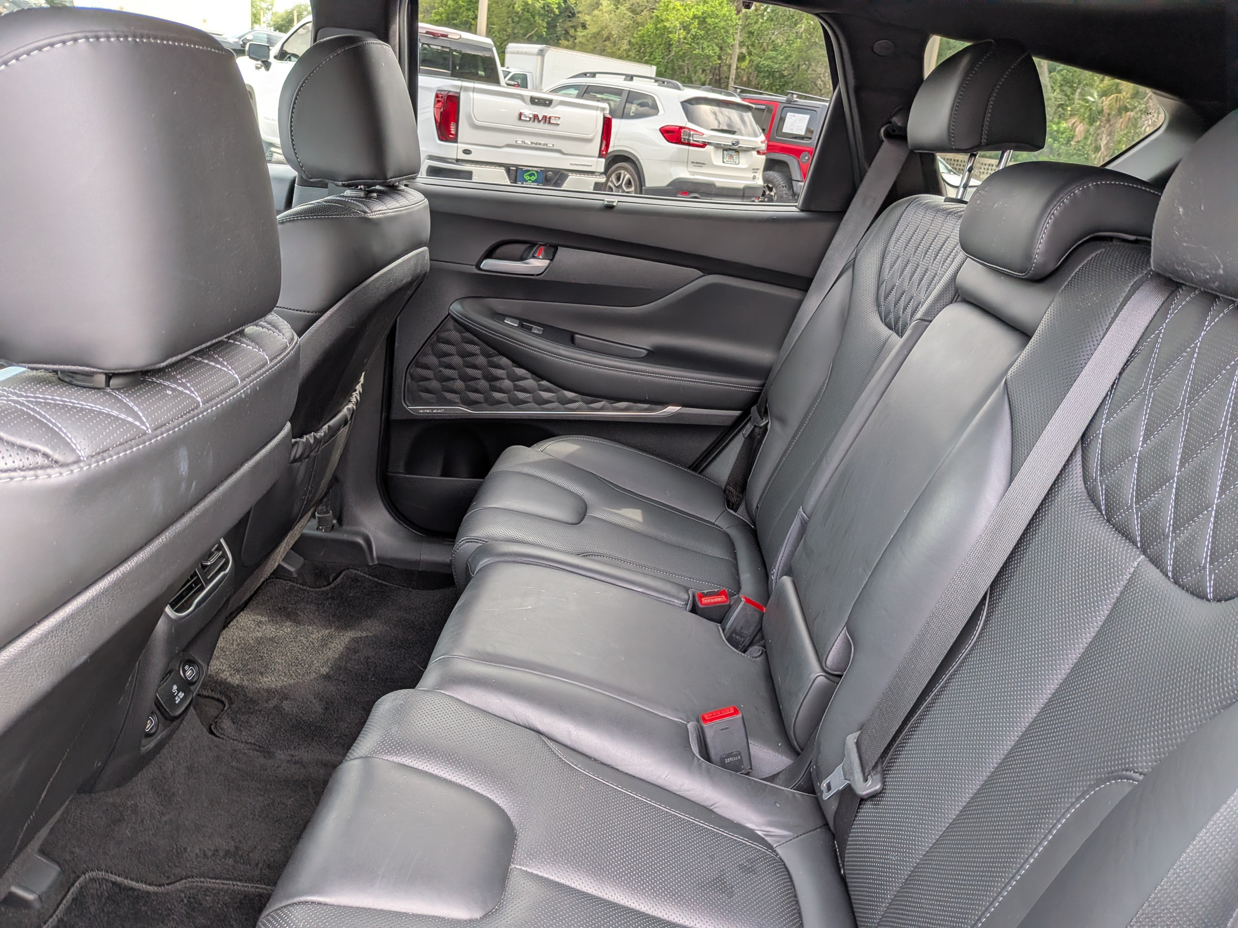 Used 2023 Hyundai Santa Fe Calligraphy AWD/4WD image 16